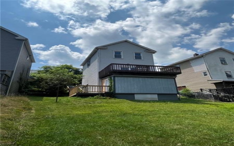 702 Sellers Avenue, Jeannette, 15644, 2 Bedrooms Bedrooms, 7 Rooms Rooms,1.1 BathroomsBathrooms,Residential,For Sale,Sellers Avenue,1711337