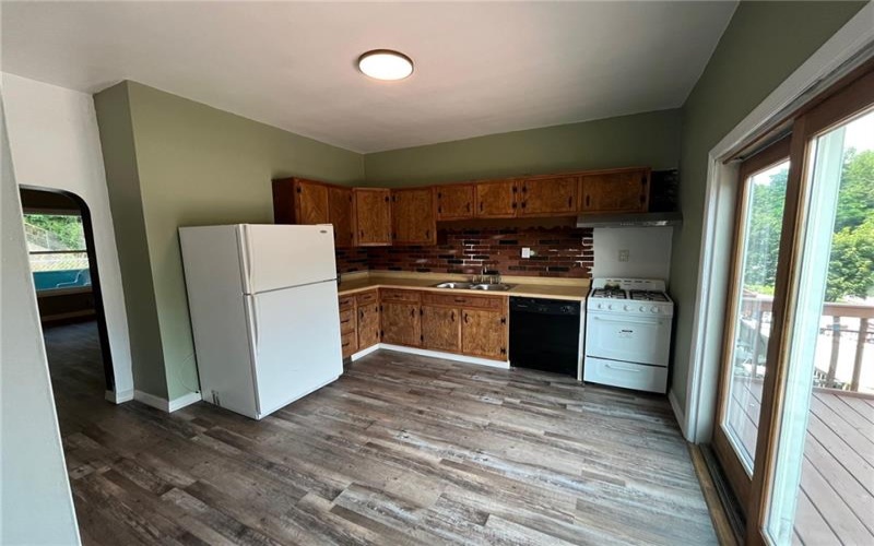 702 Sellers Avenue, Jeannette, 15644, 2 Bedrooms Bedrooms, 7 Rooms Rooms,1.1 BathroomsBathrooms,Residential,For Sale,Sellers Avenue,1711337