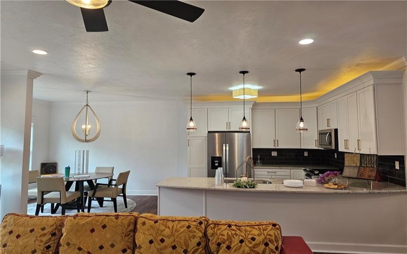 816 TENTH St, Youngwood, 15697, 2 Bedrooms Bedrooms, ,3 BathroomsBathrooms,Residential,For Sale,TENTH St,1711421