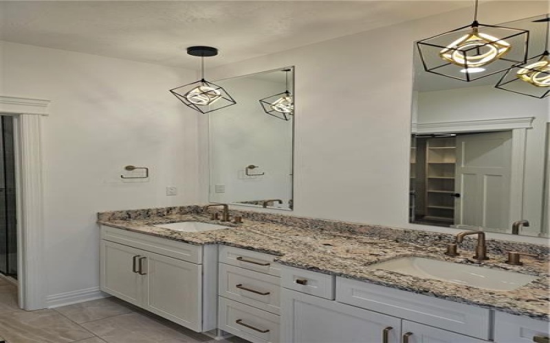 816 TENTH St, Youngwood, 15697, 2 Bedrooms Bedrooms, ,3 BathroomsBathrooms,Residential,For Sale,TENTH St,1711421