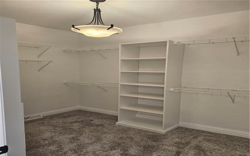 816 TENTH St, Youngwood, 15697, 2 Bedrooms Bedrooms, ,3 BathroomsBathrooms,Residential,For Sale,TENTH St,1711421