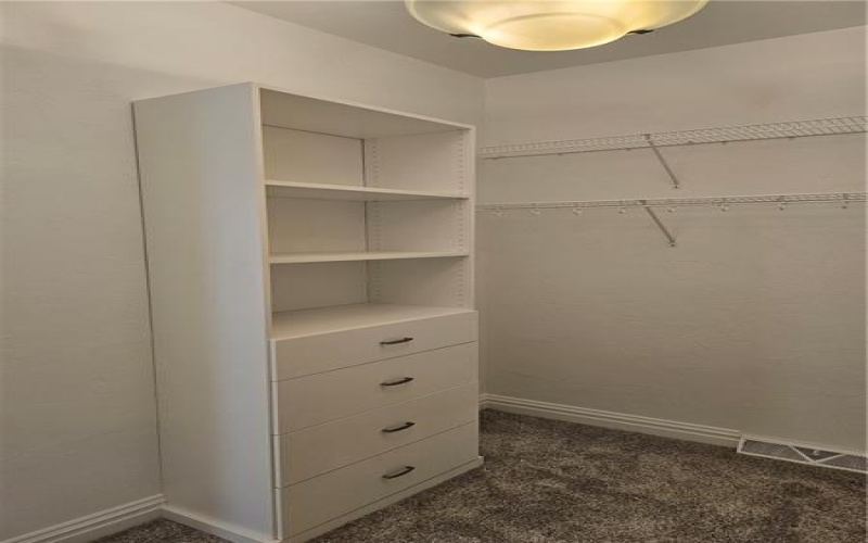 816 TENTH St, Youngwood, 15697, 2 Bedrooms Bedrooms, ,3 BathroomsBathrooms,Residential,For Sale,TENTH St,1711421
