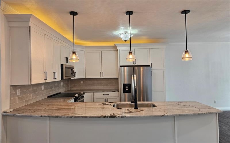 816 TENTH St, Youngwood, 15697, 2 Bedrooms Bedrooms, ,3 BathroomsBathrooms,Residential,For Sale,TENTH St,1711421