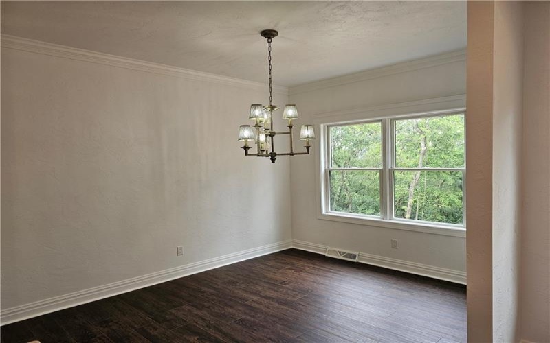 816 TENTH St, Youngwood, 15697, 2 Bedrooms Bedrooms, ,3 BathroomsBathrooms,Residential,For Sale,TENTH St,1711421
