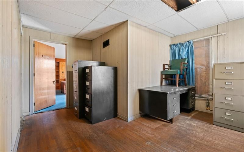 27 College St, Washington, 15301, ,Commercial-industrial-business,For Sale,College St,1721593