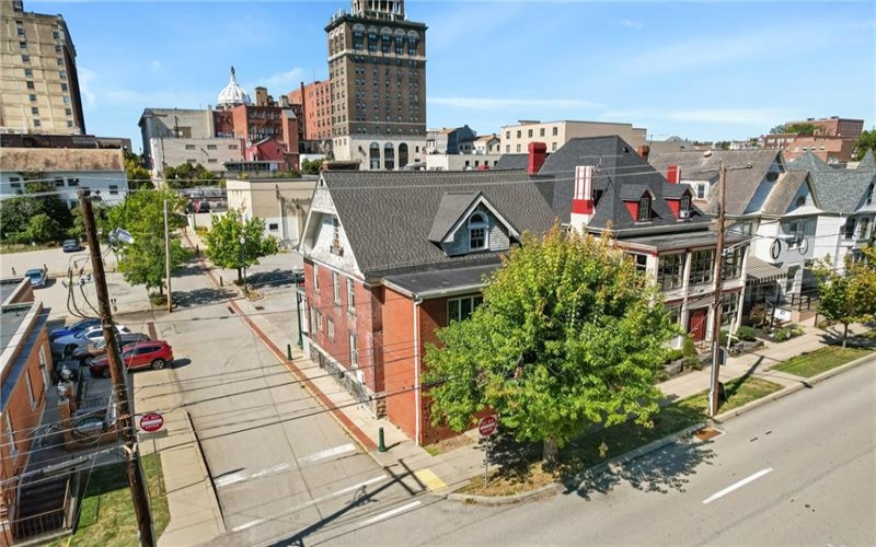 27 College St, Washington, 15301, ,Commercial-industrial-business,For Sale,College St,1721593