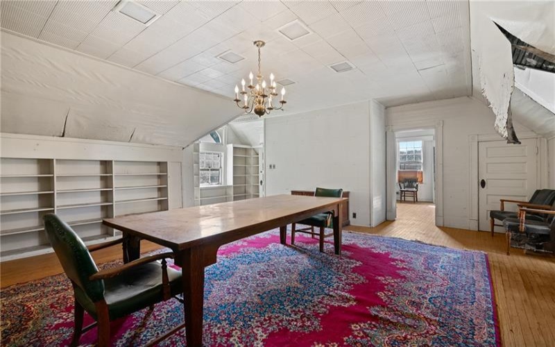 27 College St, Washington, 15301, ,Commercial-industrial-business,For Sale,College St,1721593