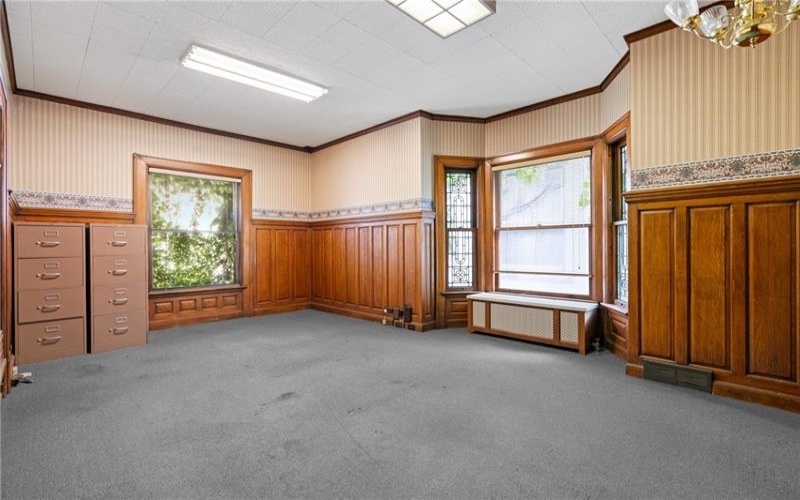 27 College St, Washington, 15301, ,Commercial-industrial-business,For Sale,College St,1721593