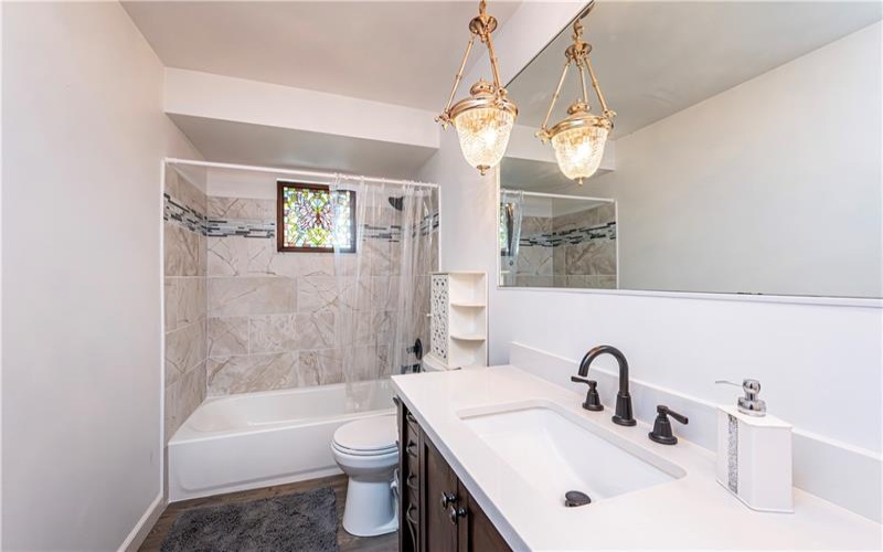 4045 Blue Willow, Irwin, 15642, 2 Bedrooms Bedrooms, 10 Rooms Rooms,2 BathroomsBathrooms,Residential,For Sale,Blue Willow,1711589
