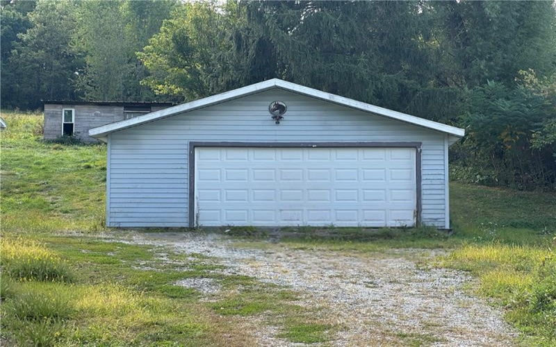 156 Spring Street, Yukon, 15698, 2 Bedrooms Bedrooms, ,1 BathroomBathrooms,Farm-acreage-lot,For Sale,Garage and Mobile Home,Spring Street,1721601