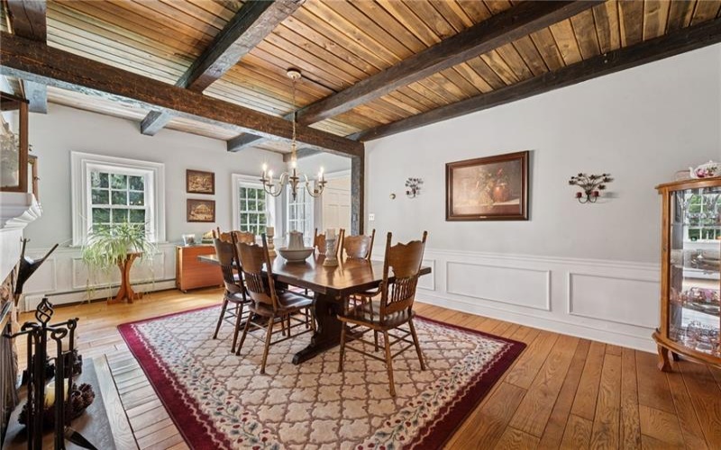 513 Austraw Rd, Ligonier, 15658, 4 Bedrooms Bedrooms, ,4.2 BathroomsBathrooms,Residential,For Sale,Austraw Rd,1711628
