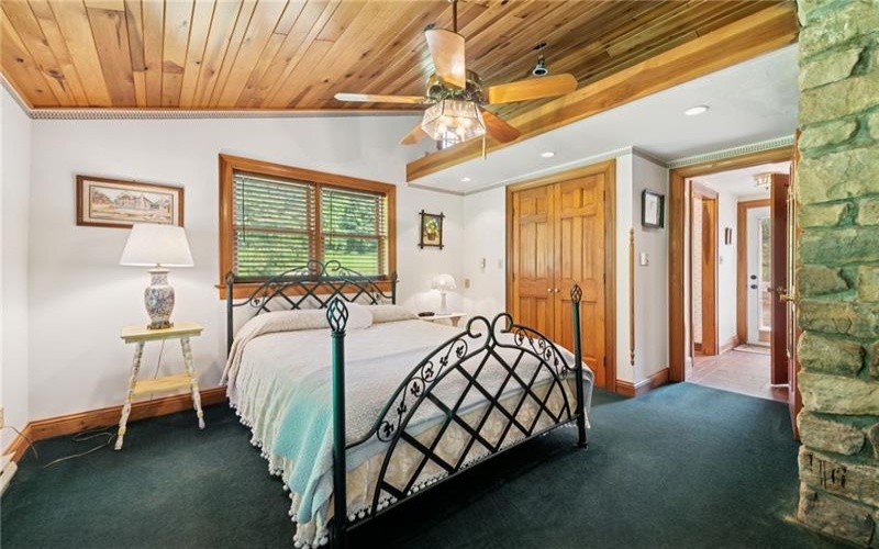 513 Austraw Rd, Ligonier, 15658, 4 Bedrooms Bedrooms, ,4.2 BathroomsBathrooms,Residential,For Sale,Austraw Rd,1711628
