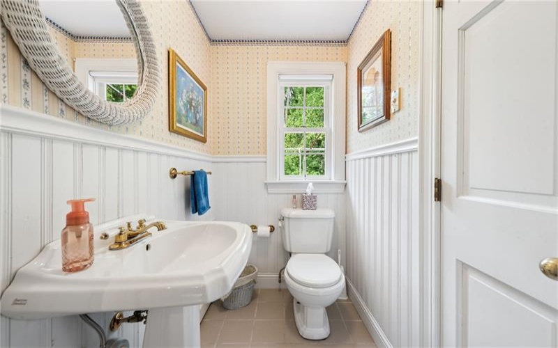 513 Austraw Rd, Ligonier, 15658, 4 Bedrooms Bedrooms, ,4.2 BathroomsBathrooms,Residential,For Sale,Austraw Rd,1711628