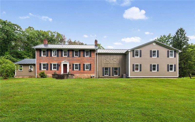 513 Austraw Rd, Ligonier, 15658, 4 Bedrooms Bedrooms, ,4.2 BathroomsBathrooms,Residential,For Sale,Austraw Rd,1711628