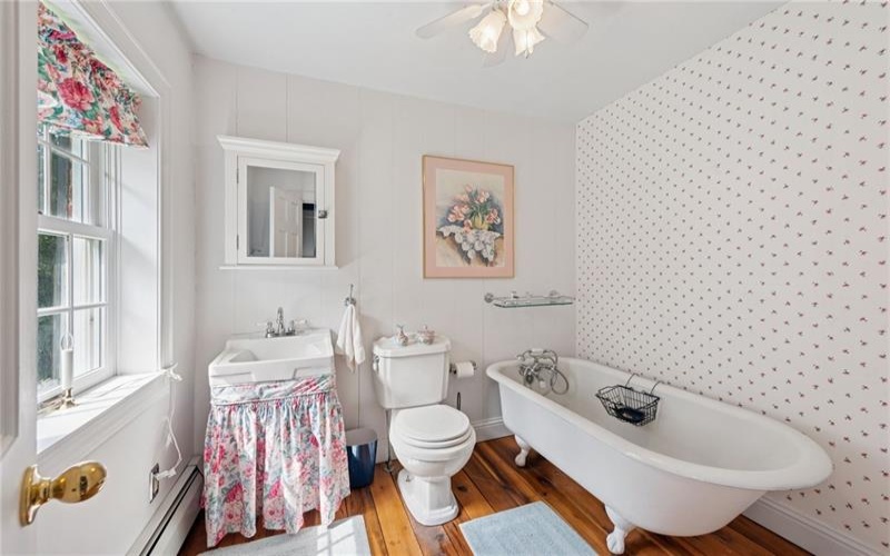 513 Austraw Rd, Ligonier, 15658, 4 Bedrooms Bedrooms, ,4.2 BathroomsBathrooms,Residential,For Sale,Austraw Rd,1711628