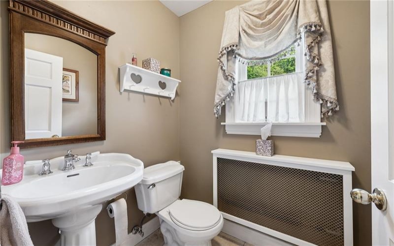 513 Austraw Rd, Ligonier, 15658, 4 Bedrooms Bedrooms, ,4.2 BathroomsBathrooms,Residential,For Sale,Austraw Rd,1711628