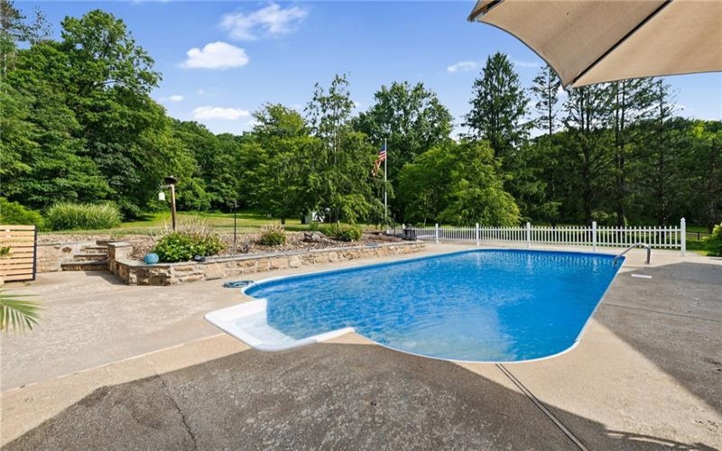 513 Austraw Rd, Ligonier, 15658, 4 Bedrooms Bedrooms, ,4.2 BathroomsBathrooms,Residential,For Sale,Austraw Rd,1711628
