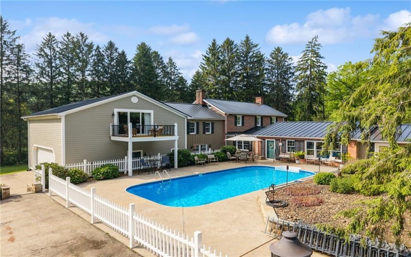 513 Austraw Rd, Ligonier, 15658, 4 Bedrooms Bedrooms, ,4.2 BathroomsBathrooms,Residential,For Sale,Austraw Rd,1711628