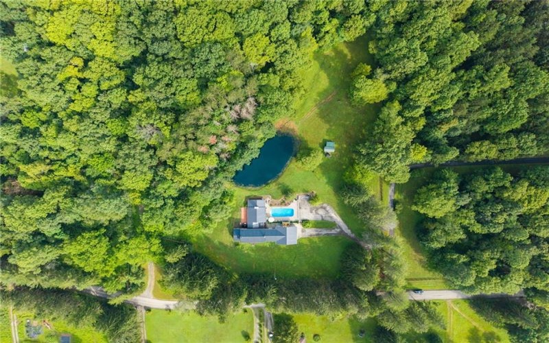 513 Austraw Rd, Ligonier, 15658, 4 Bedrooms Bedrooms, ,4.2 BathroomsBathrooms,Residential,For Sale,Austraw Rd,1711628
