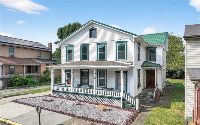 320 Main St, Mt Pleasant, 15666, ,Multi-unit,For Sale,Main St,1721609