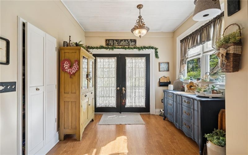 1200 Hahntown Wendel Rd, Irwin, 15642, 3 Bedrooms Bedrooms, 12 Rooms Rooms,2.1 BathroomsBathrooms,Residential,For Sale,Hahntown Wendel Rd,1721909