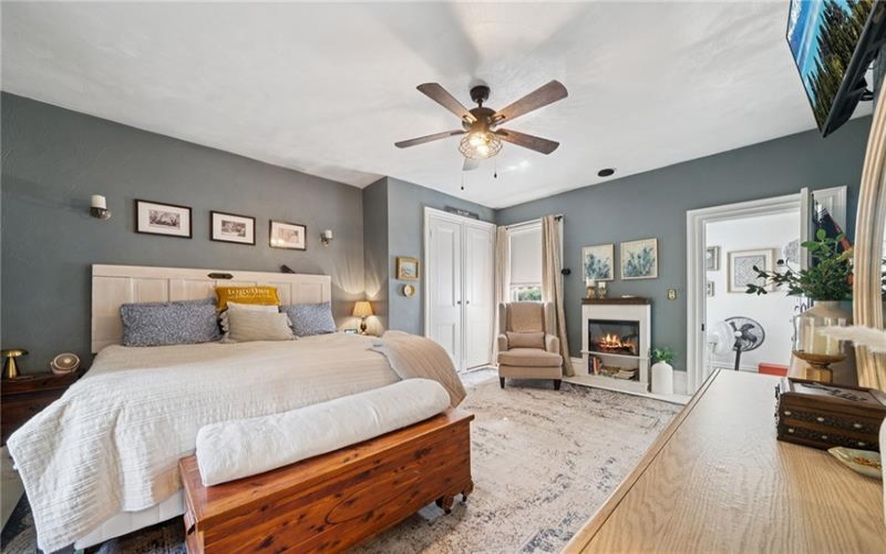 1200 Hahntown Wendel Rd, Irwin, 15642, 3 Bedrooms Bedrooms, 12 Rooms Rooms,2.1 BathroomsBathrooms,Residential,For Sale,Hahntown Wendel Rd,1721909