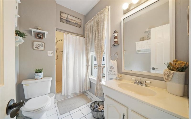 1200 Hahntown Wendel Rd, Irwin, 15642, 3 Bedrooms Bedrooms, 12 Rooms Rooms,2.1 BathroomsBathrooms,Residential,For Sale,Hahntown Wendel Rd,1721909