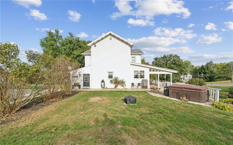 1200 Hahntown Wendel Rd, Irwin, 15642, 3 Bedrooms Bedrooms, 12 Rooms Rooms,2.1 BathroomsBathrooms,Residential,For Sale,Hahntown Wendel Rd,1721909