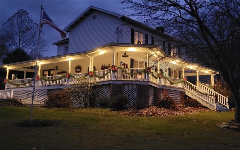 1200 Hahntown Wendel Rd, Irwin, 15642, 3 Bedrooms Bedrooms, 12 Rooms Rooms,2.1 BathroomsBathrooms,Residential,For Sale,Hahntown Wendel Rd,1721909