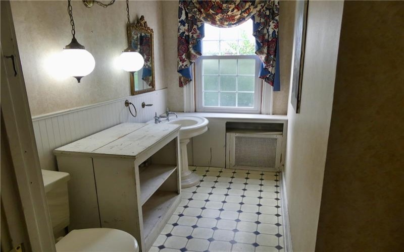 308 4th St, 15063, 15063, 3 Bedrooms Bedrooms, 9 Rooms Rooms,1.1 BathroomsBathrooms,Residential,For Sale,4th St,1722012