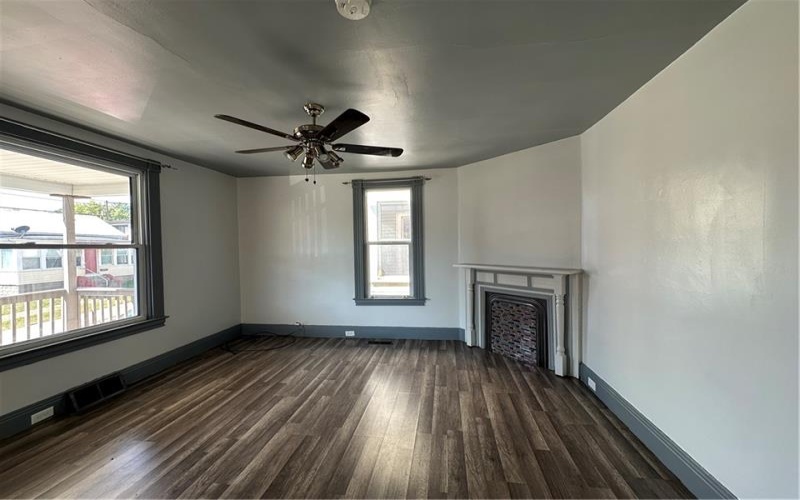 215 1st Avenue, Waynesburg, 15370, 4 Bedrooms Bedrooms, ,3 BathroomsBathrooms,Residential,For Sale,1st Avenue,1722049