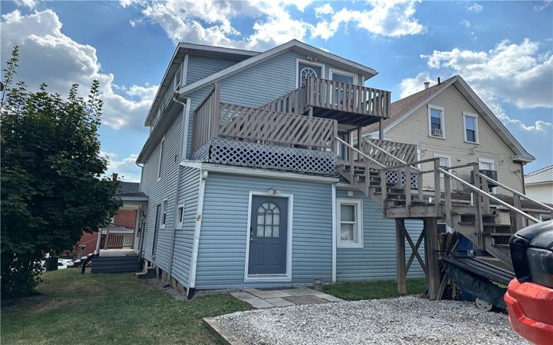 215 1st Avenue, Waynesburg, 15370, ,Multi-unit,For Sale,1st Avenue,1722097