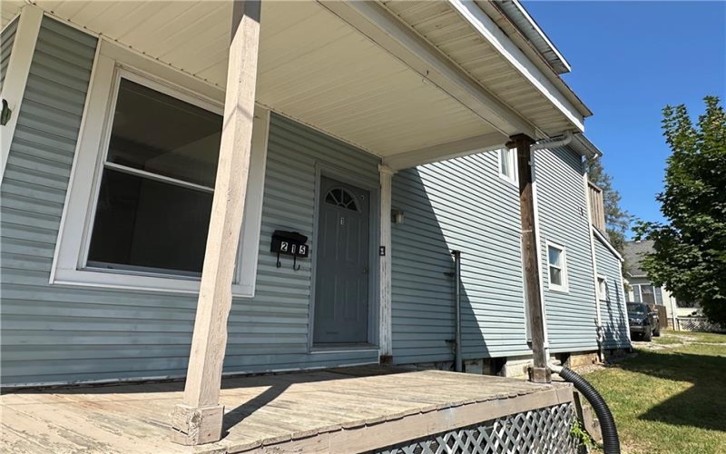 215 1st Avenue, Waynesburg, 15370, ,Multi-unit,For Sale,1st Avenue,1722097
