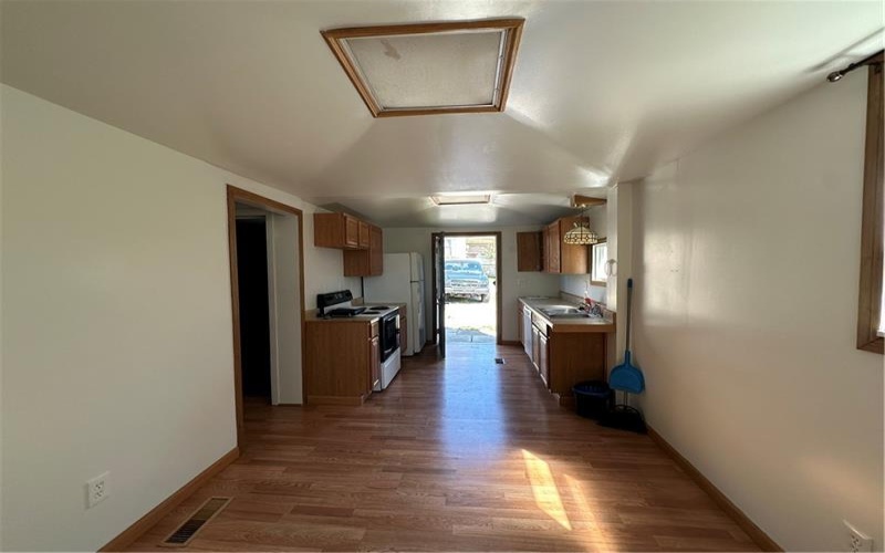 215 1st Avenue, Waynesburg, 15370, ,Multi-unit,For Sale,1st Avenue,1722097