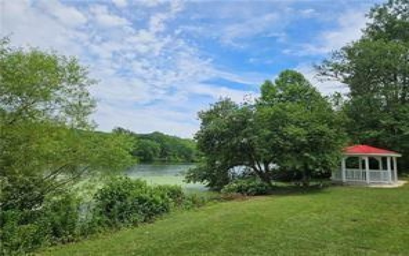 Lot 17/18 Tanager, New Alexandria, 15670, ,0.1 BathroomBathrooms,Farm-acreage-lot,For Sale,Tanager,1722146