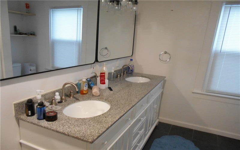 206 Depot St, Youngwood, 15697, 4 Bedrooms Bedrooms, ,2.1 BathroomsBathrooms,Residential,For Sale,Depot St,1711944