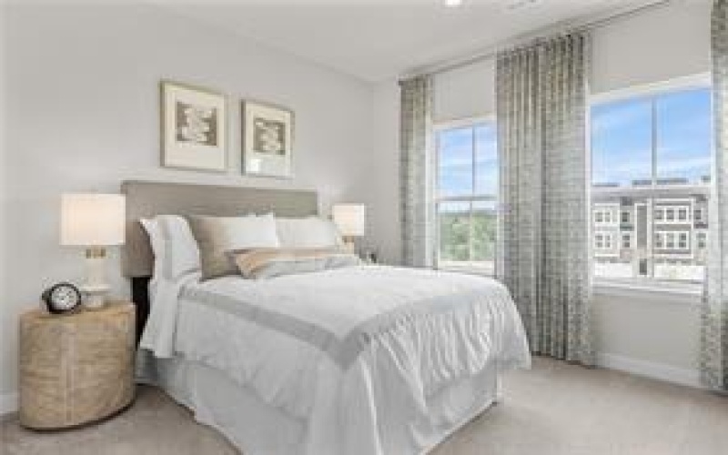 231 Yellowwood Court, Washington, 15301, 3 Bedrooms Bedrooms, 7 Rooms Rooms,2.1 BathroomsBathrooms,Residential,For Sale,Yellowwood Court,1711954