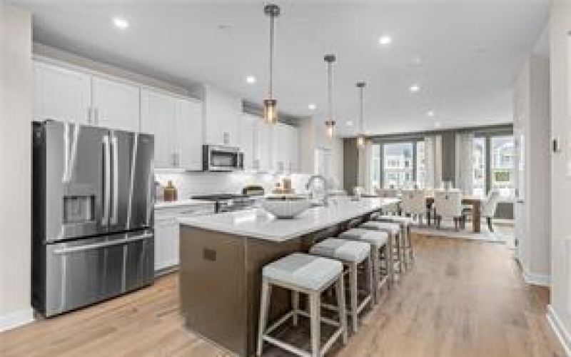 231 Yellowwood Court, Washington, 15301, 3 Bedrooms Bedrooms, 7 Rooms Rooms,2.1 BathroomsBathrooms,Residential,For Sale,Yellowwood Court,1711954