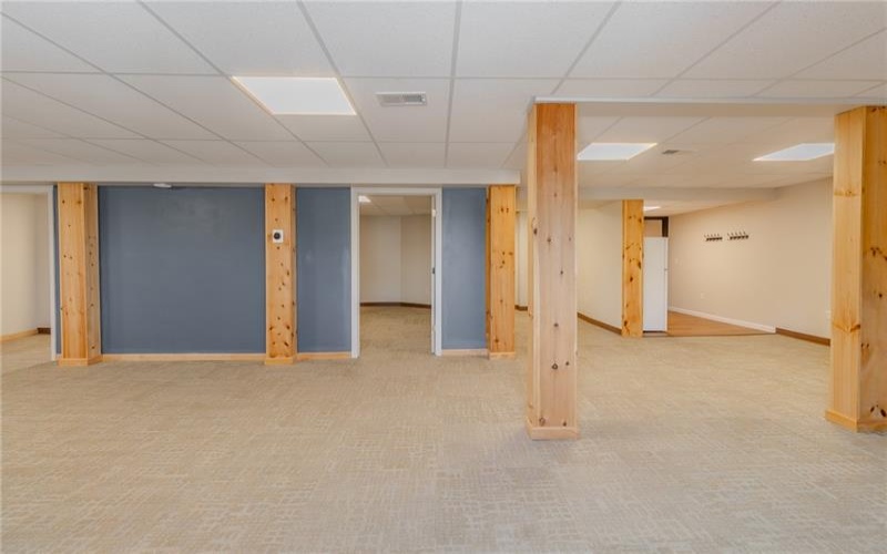 2120 Freeport Rd Ste 3, New Kensington, 15068, ,Commercial-industrial-business,For Sale,Freeport Rd Ste 3,1722528