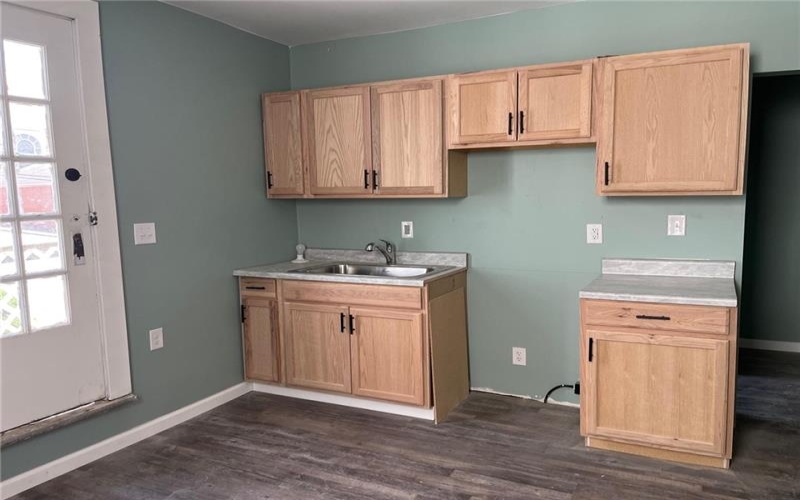 226 Fifth Street, Jeannette, 15644, 2 Bedrooms Bedrooms, 7 Rooms Rooms,1 BathroomBathrooms,Residential,For Sale,Fifth Street,1712641