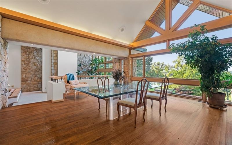 311 Hillcrest Dr, New Kensington, 15068, 5 Bedrooms Bedrooms, ,4.1 BathroomsBathrooms,Residential,For Sale,Hillcrest Dr,1722543