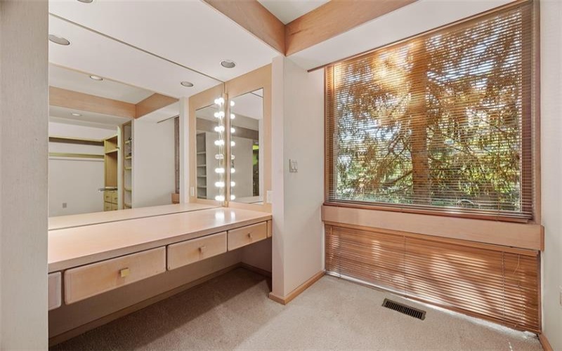 311 Hillcrest Dr, New Kensington, 15068, 5 Bedrooms Bedrooms, ,4.1 BathroomsBathrooms,Residential,For Sale,Hillcrest Dr,1722543