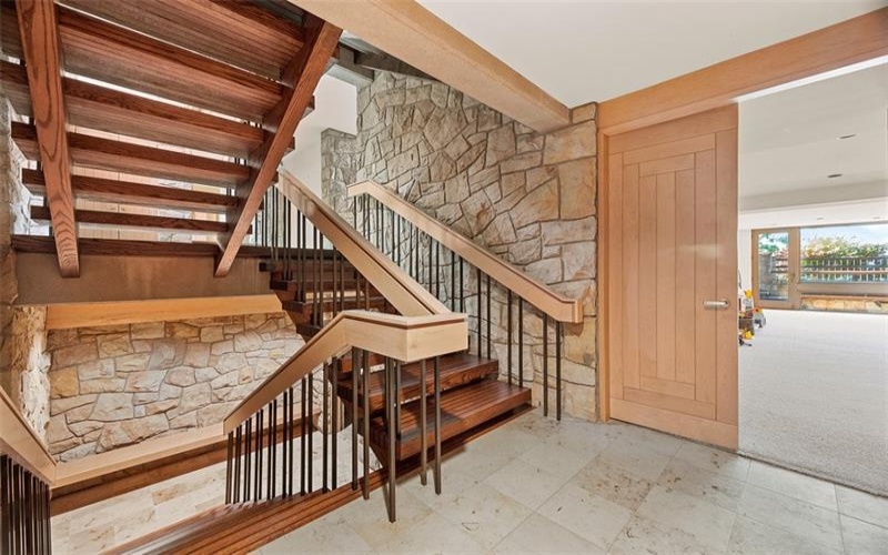 311 Hillcrest Dr, New Kensington, 15068, 5 Bedrooms Bedrooms, ,4.1 BathroomsBathrooms,Residential,For Sale,Hillcrest Dr,1722543