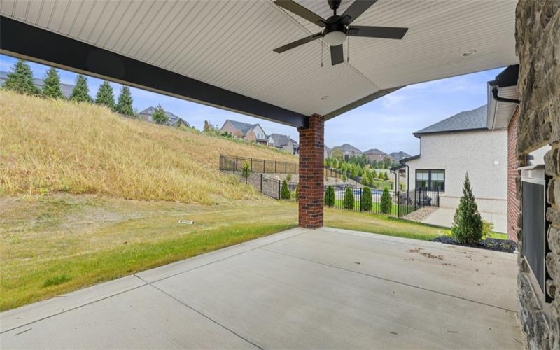 1037 Skyline Dr, Canonsburg, 15317, 4 Bedrooms Bedrooms, ,3.1 BathroomsBathrooms,Residential,For Sale,Skyline Dr,1722672