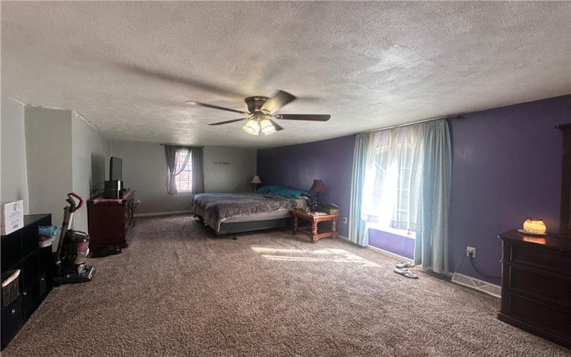 751 Maxwell Ave, La Belle, 15450, 3 Bedrooms Bedrooms, 8 Rooms Rooms,2 BathroomsBathrooms,Residential,For Sale,Maxwell Ave,1712858