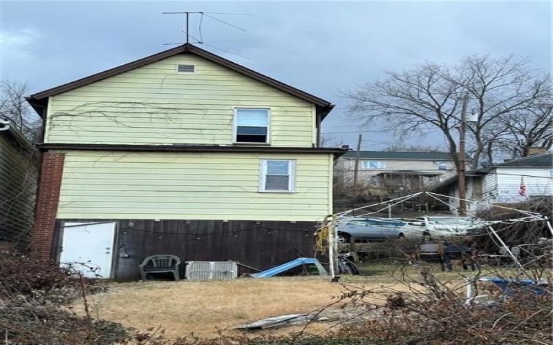 706 Shady Avenue, Charleroi, 15022, 2 Bedrooms Bedrooms, ,1 BathroomBathrooms,Residential,For Sale,Shady Avenue,1722779