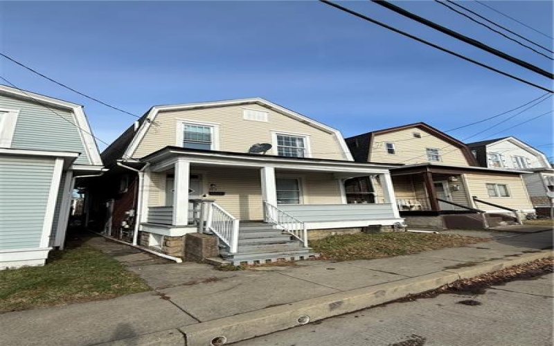 105 Locust Street, New Kensington, 15068, 3 Bedrooms Bedrooms, ,1 BathroomBathrooms,Residential,For Sale,Locust Street,1713144