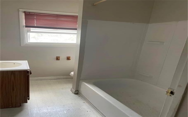 406 Harrison Ave, Jeannette, 15644, ,Multi-unit,For Sale,Harrison Ave,1723037