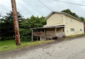 527 Sugar Lane, Clarksville, 15322, 2 Bedrooms Bedrooms, ,Residential,For Sale,Sugar Lane,1713392