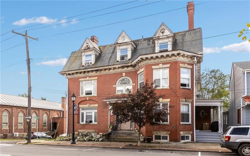 190-192 East High Street, Waynesburg, 15370, ,Commercial-industrial-business,For Sale,East High Street,1723128